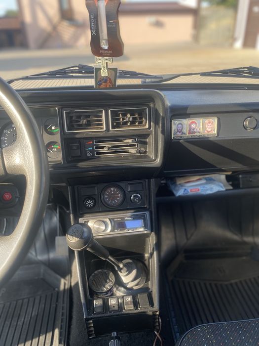 Автомобіль ВАЗ 2107