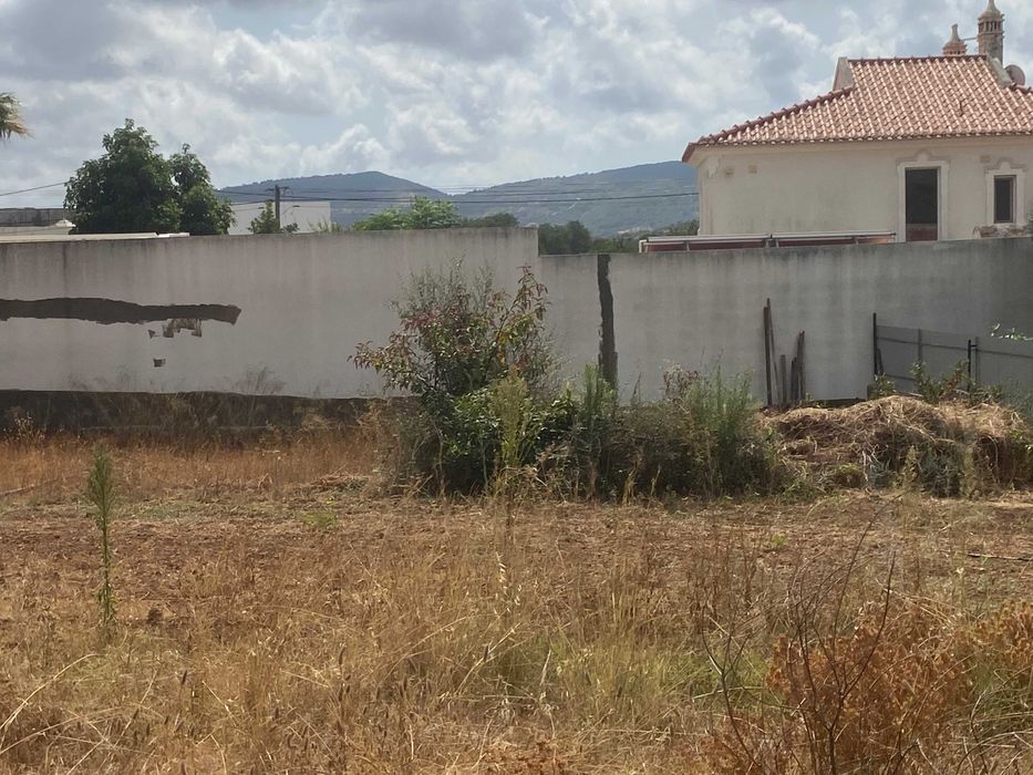 Terreno misto para construçao- Vila Sao Bras de Alportel (Calçada)