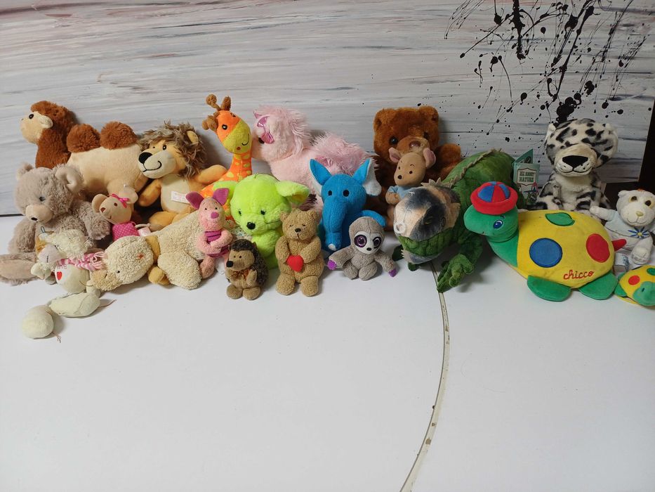 Peluches vários 22 unidades