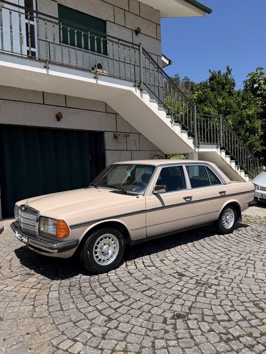 Mercedes w123 240D