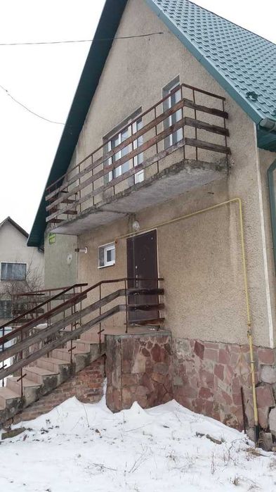 Нежитлові приміщення, площею 98,8 кв. м,  Івано-Франківська  обл.