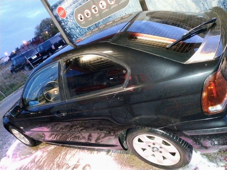BMW E46 Compact Czarny