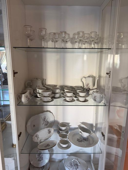 Complete Set of Tableware477157762731888642