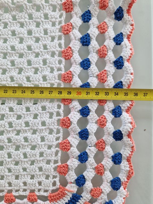 Lote de naprons em crochet, peças variadas