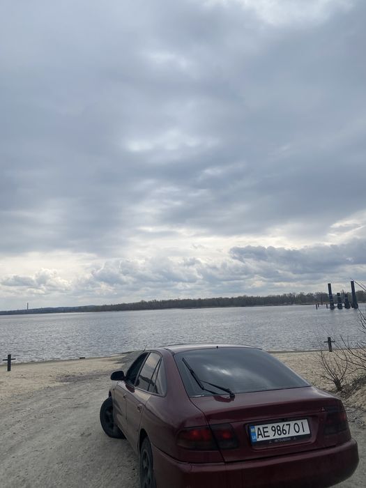 Mitsubishi Galant 7