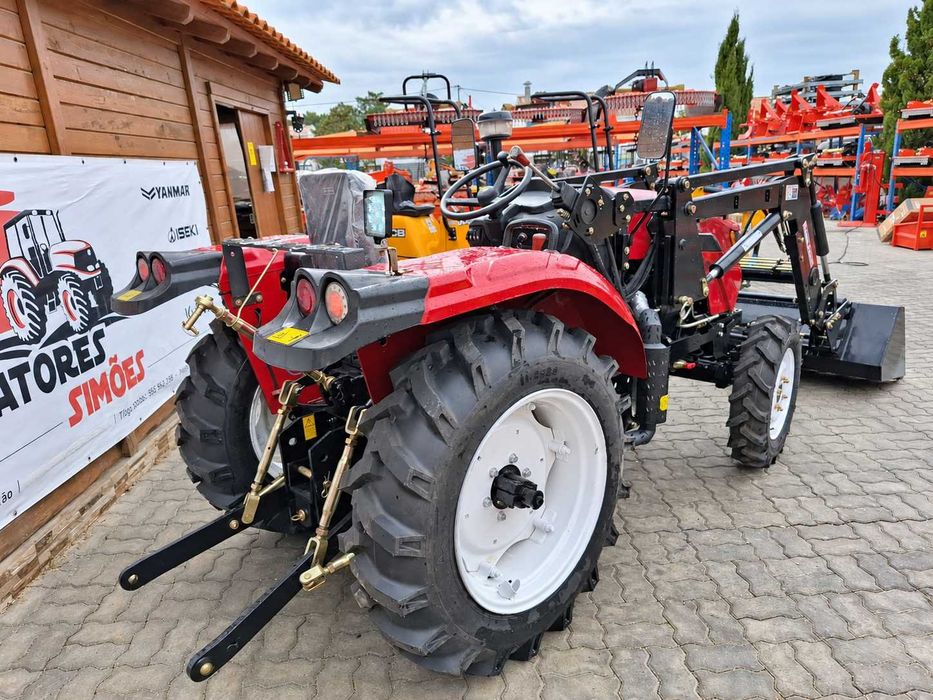 TRATOR TRS 504 – 50 CV COM CARREGADOR FRONTAL | FORÇA E VERSATILIDADE