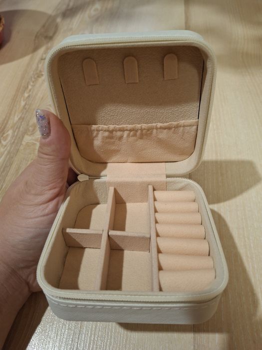 Органайзер скринька шкатулка для прикрас білий