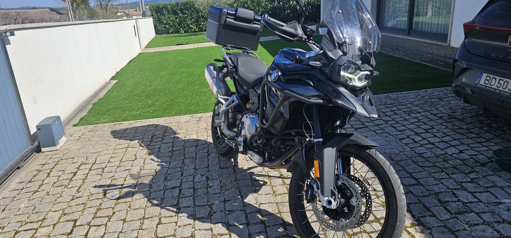 BMW GS 850 Triple black