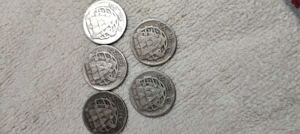 Moedas de 2.50 centavos ( lote)