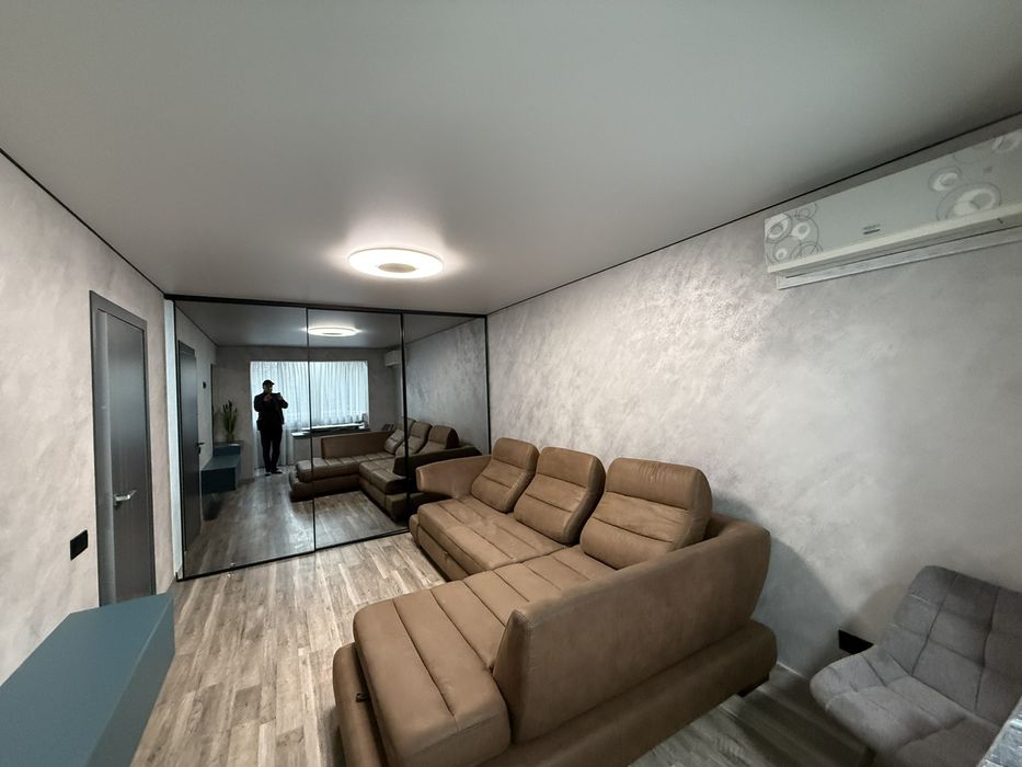 Аренда 2 кв на Площади Победы.