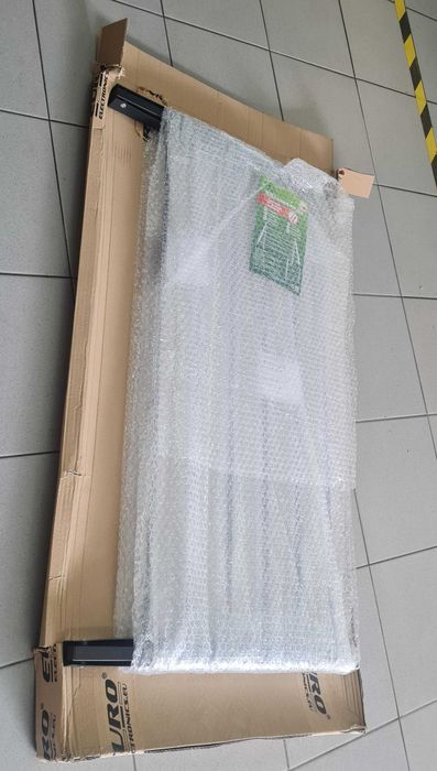 Estendal de parede dobrável preto - Novo