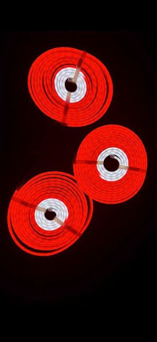 Преміум RGB LED стрічка 15м – керування з телефону + пульт