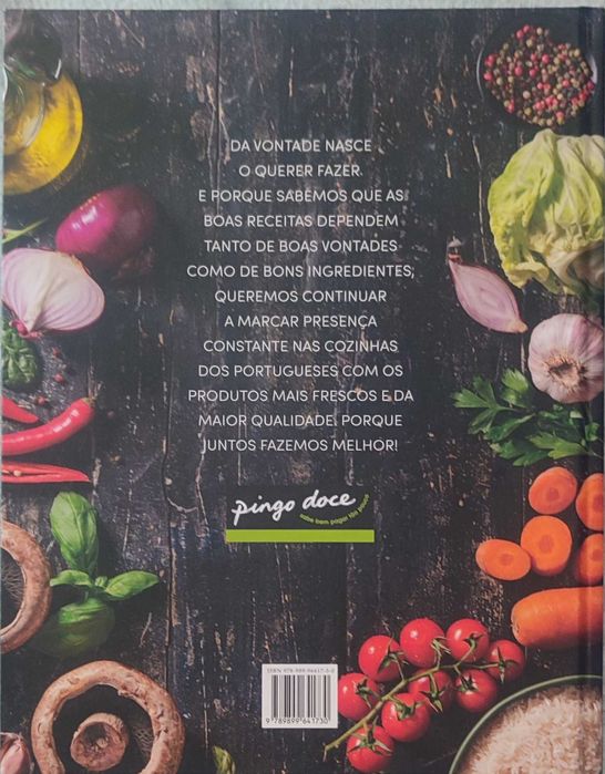 Livro á mesa com o pingo doce