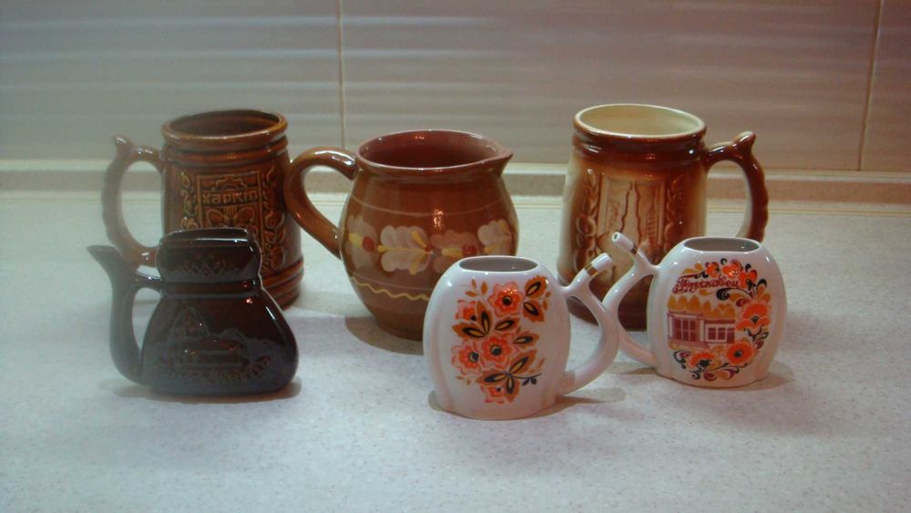 Глиняная расписная посуда, керамика, кружки