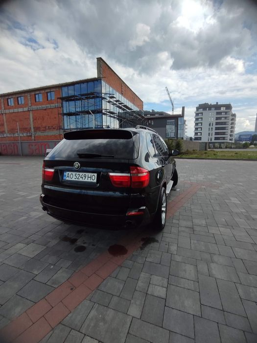 Продам власний автомобіль БМВ Х5 Е70 3.0 дизель