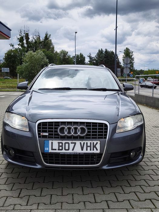 Audi A4 Avant Quattro  S-line   3.0 V6 Anglik