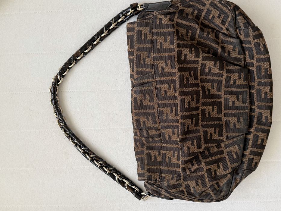 Carteira fendi mia zucca