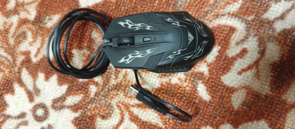 Ігрова миша дротова