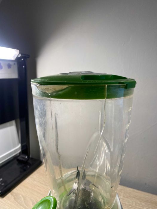 Blender kielichowy z kranikiem 2 W 1 GOURMETMAXX ZIELONY 400W