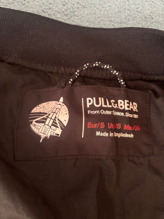 kurtka wiatrówka czarna bomberka PULL&BEAR , NASA , rozmiar S jak nowa