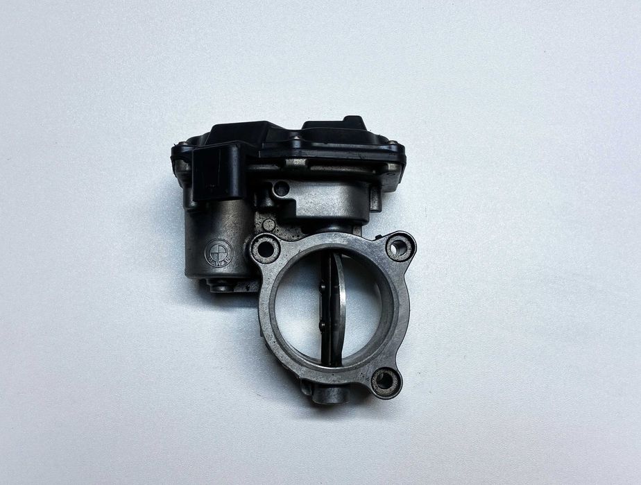 Дросельна заслонка BMW E90. E91. E92. E93. F30. F31. F34 - 2.0D-3.0D