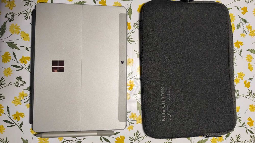 Surface Go 2 128G + microSDXC 256G - 8G RAM teclado e caneta Microsoft