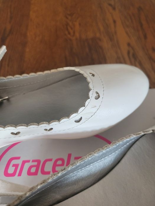 Baleriny 34 Graceland