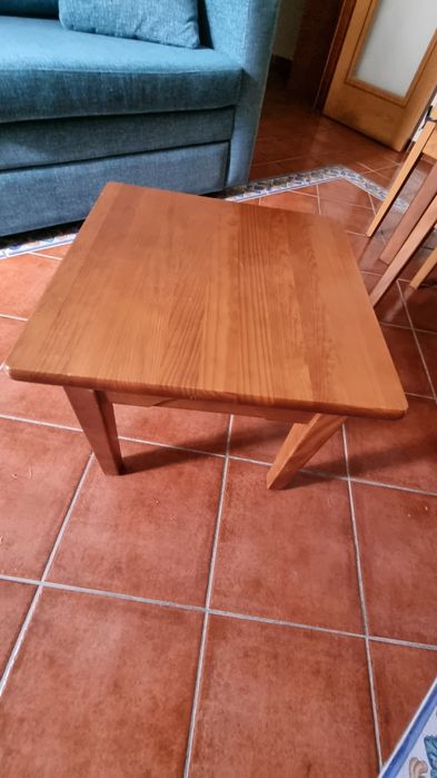 Mesa de centro madeira maciça