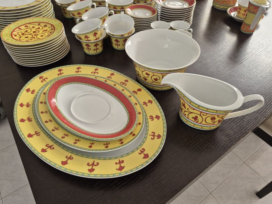 Serviço de loiça RosenThal para 10 pessoas