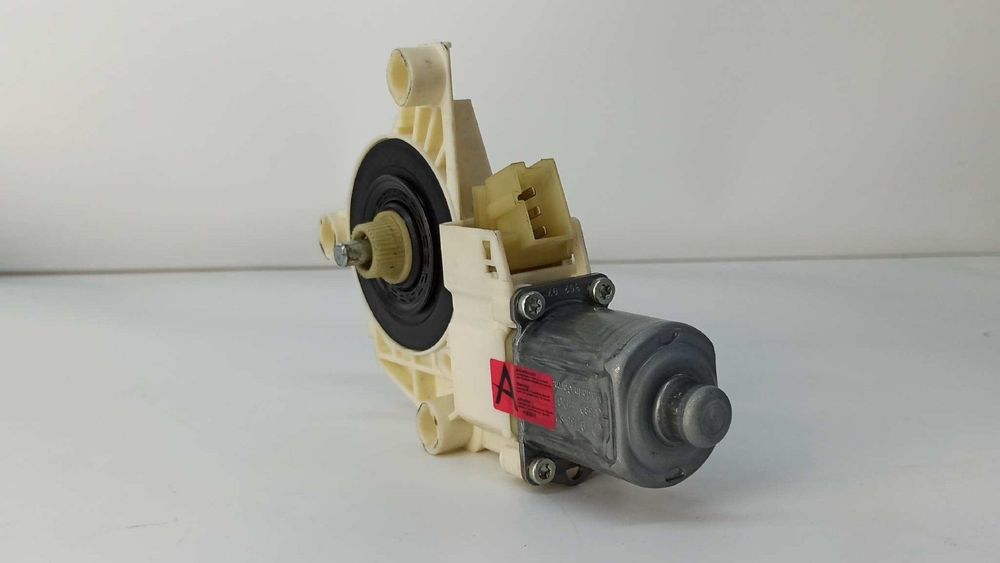 MOTOR ELEVADOR FRENTE DIREITO MERCEDES CLASE C (W204) FAMILIAR 220 T CDI (204.20...