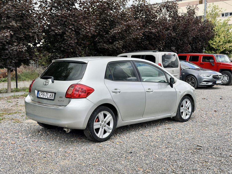 Toyota Auris 2007r 2.2 d4d 177km