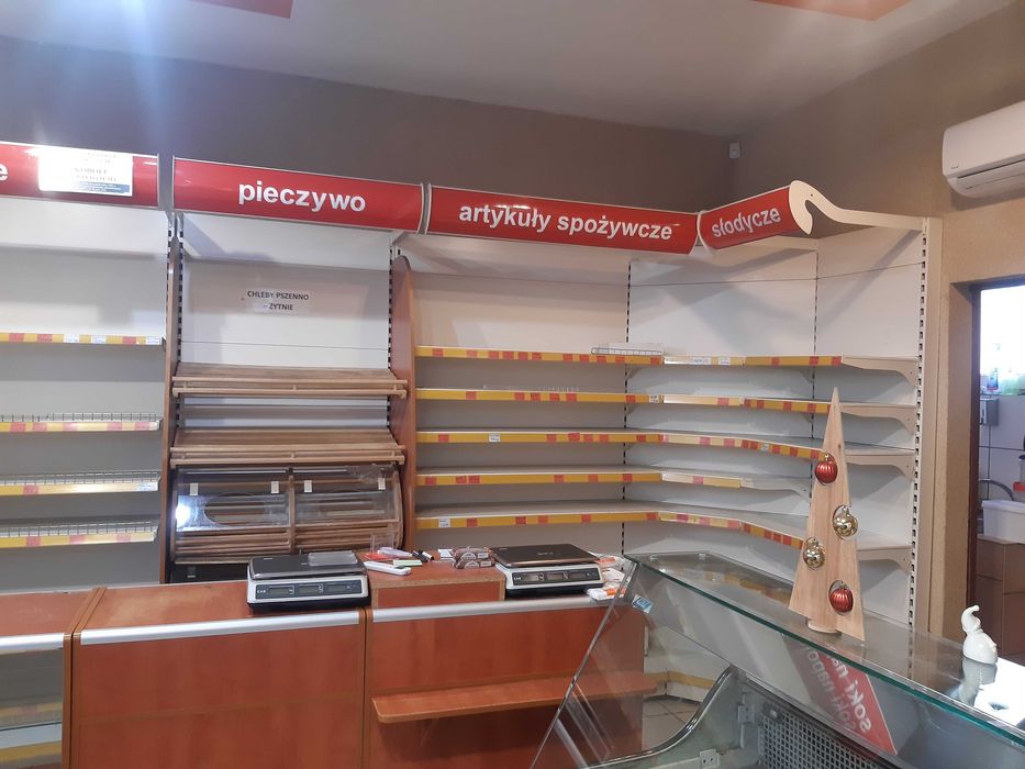 meble regały sklepowe wyposażenie sklepu