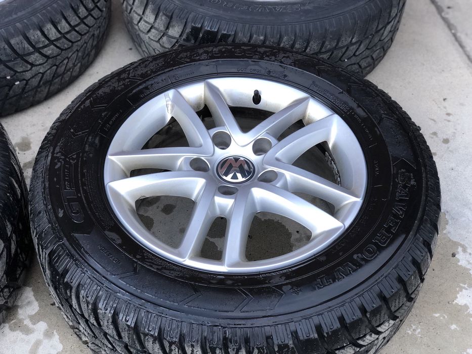 Диски оригінальні VW Touareg, Audi Q7 з зимовою гумою 245/65/R17