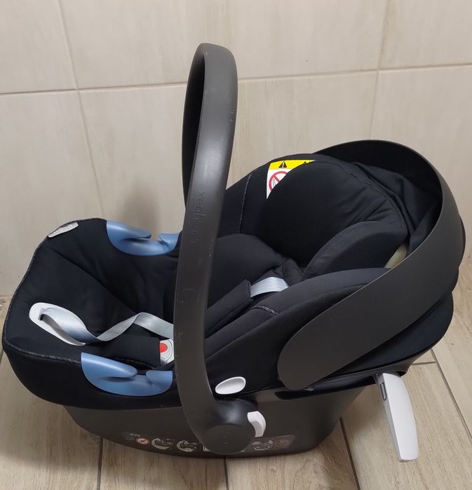 Fotelik Cybex aton M i-size  razem z bazą