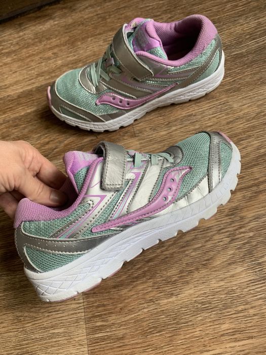 Кросівки saucony р.35-36 дівчачі 23 см дитячі кроси