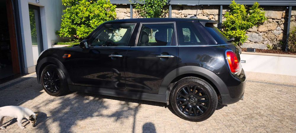Mini One D 1.5 - 5 portas 152.000 km