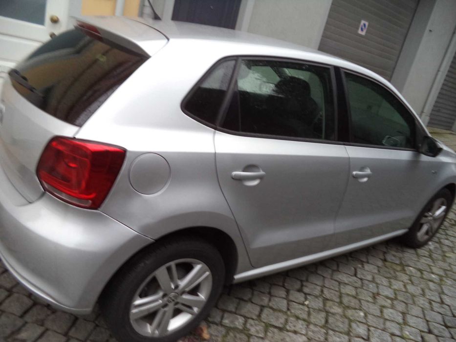 W  POLO  1.2-gasolina  180000 km-2013