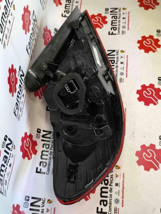Farolim Direito VW CC B7