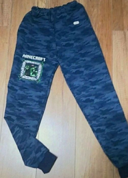 Spodnie dresowe Minecraft rozm 134 ko