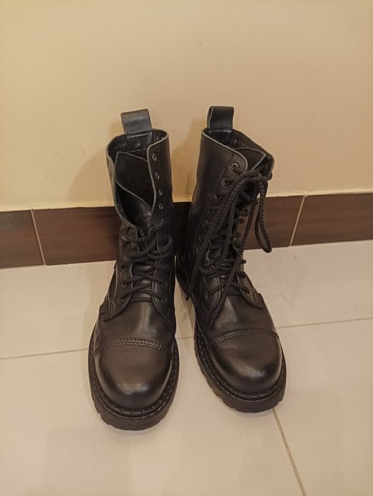 Używane glany LESTA 10 dziurek.