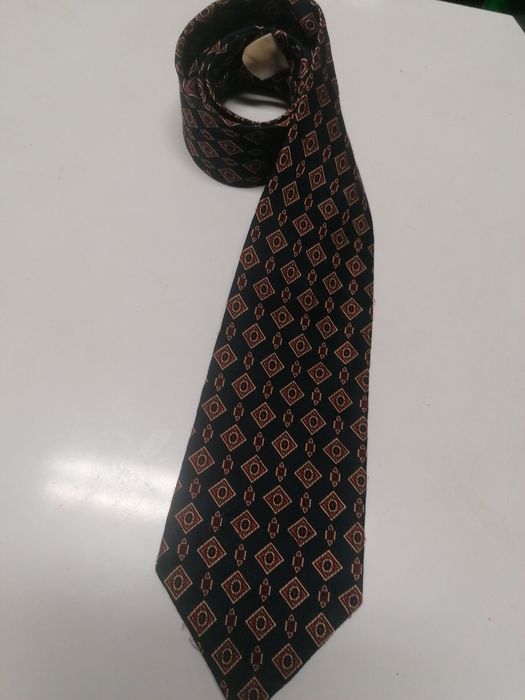 3 Gravatas,todas por 7 €vendo separadas