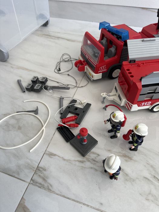 Playmobil da série Resgate/Brigada de Incêndios (1996), conjunto 3879 com atrelado 3179