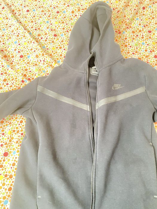 Nike tech fleece preto