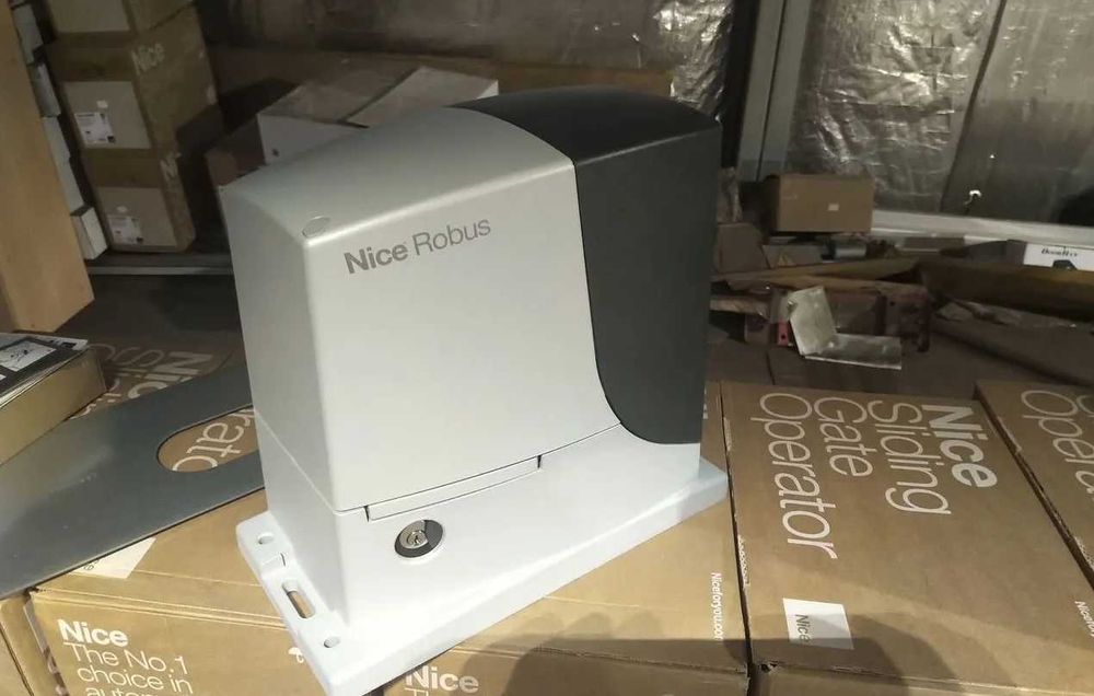 Автоматика для откатных ворот/відкатних воріт, ЛАМПА В ПОДАРУНОК