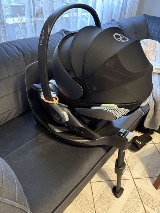 Cybex Cloud T PLUS z bazą i dodatkami