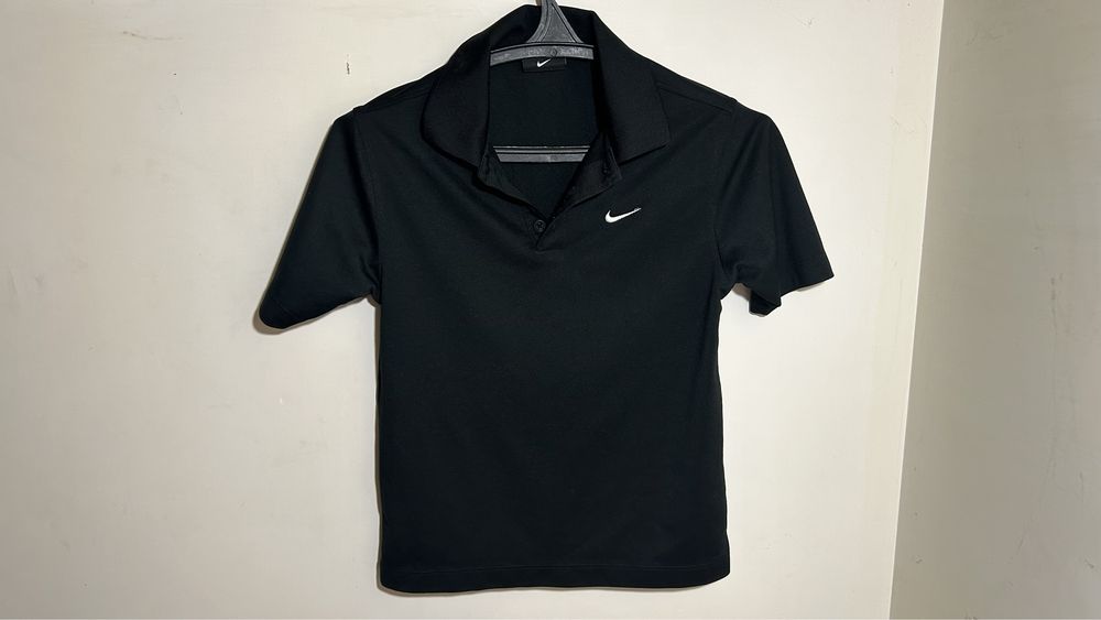 Футболка поло Nike original з біркою чорна з логотипом.