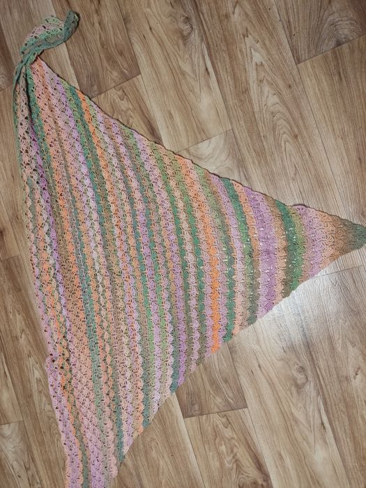 Śliczna chusta boho etno j nowa