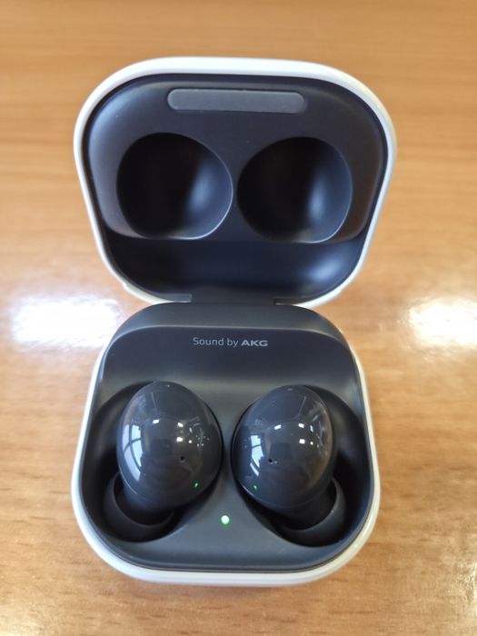 Auriculares Samsung galaxy Buds 2 Como Novos
