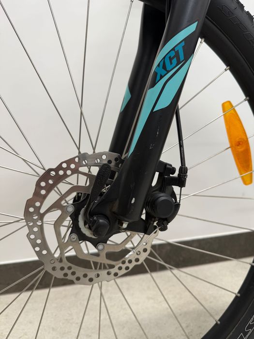 Rower MTB Specialized Jynx 650B. Rozmiar S. Bardzo dobry stan w pięknym kolorze. Oryginalny osprzęt. Opony Specialized Fast Trak. Dowód zakupu.