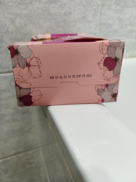 Прокладки гігієнічні Libresse, нічні, щоденні прокладки